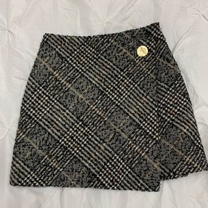 Knitted plaid & houndstooth mini skirt